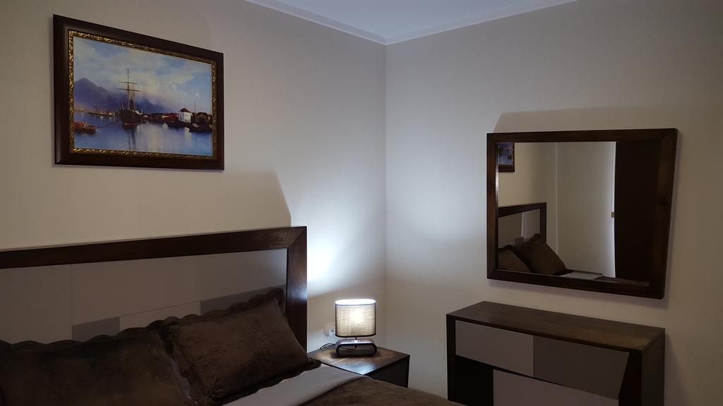 Mimino Apartment Deluxe First Line Batumi Eksteriør bilde